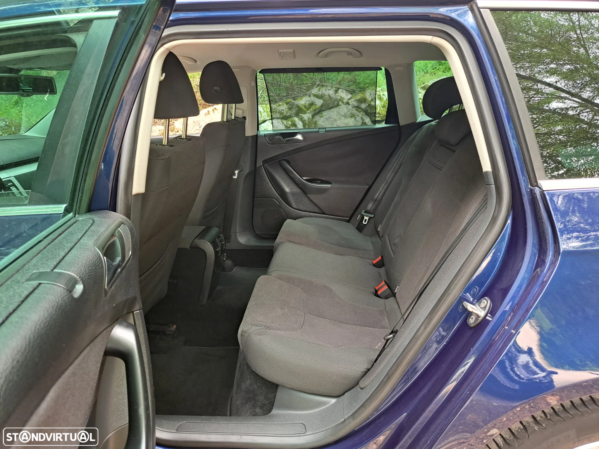 VW Passat Variant 2.0 TDi Highline - 21
