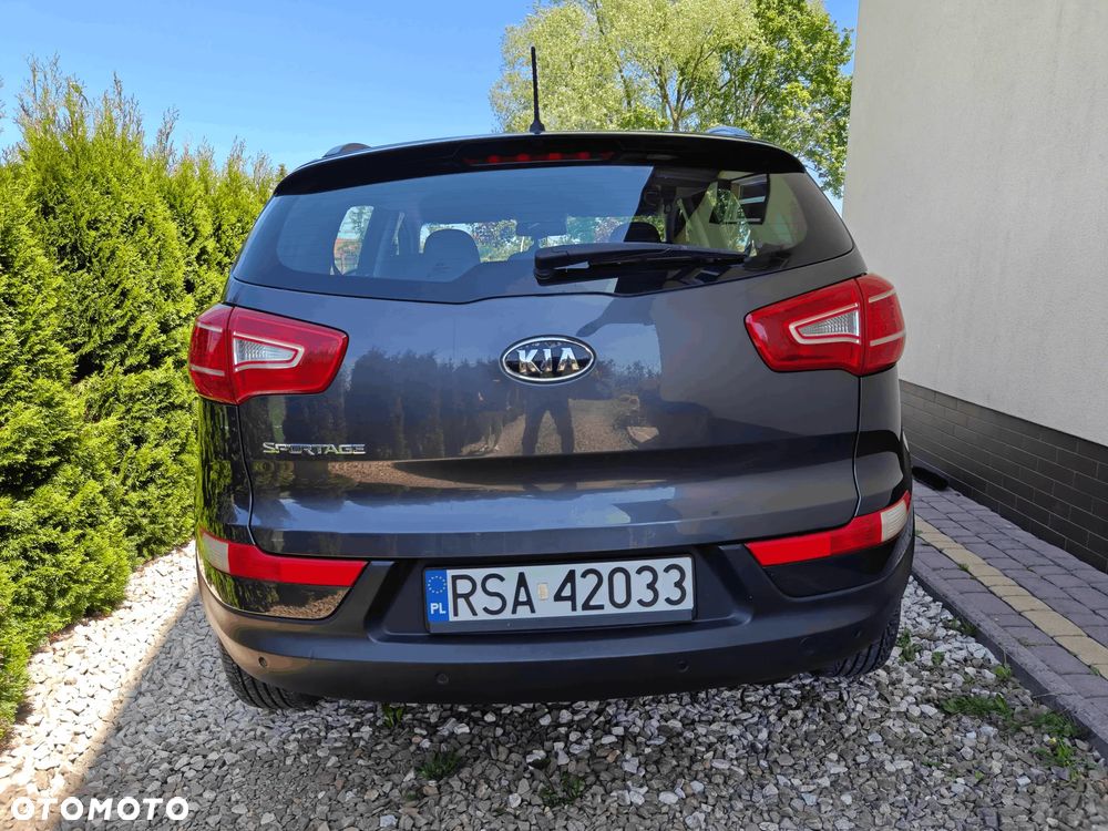 Kia Sportage 2.0 L - 7