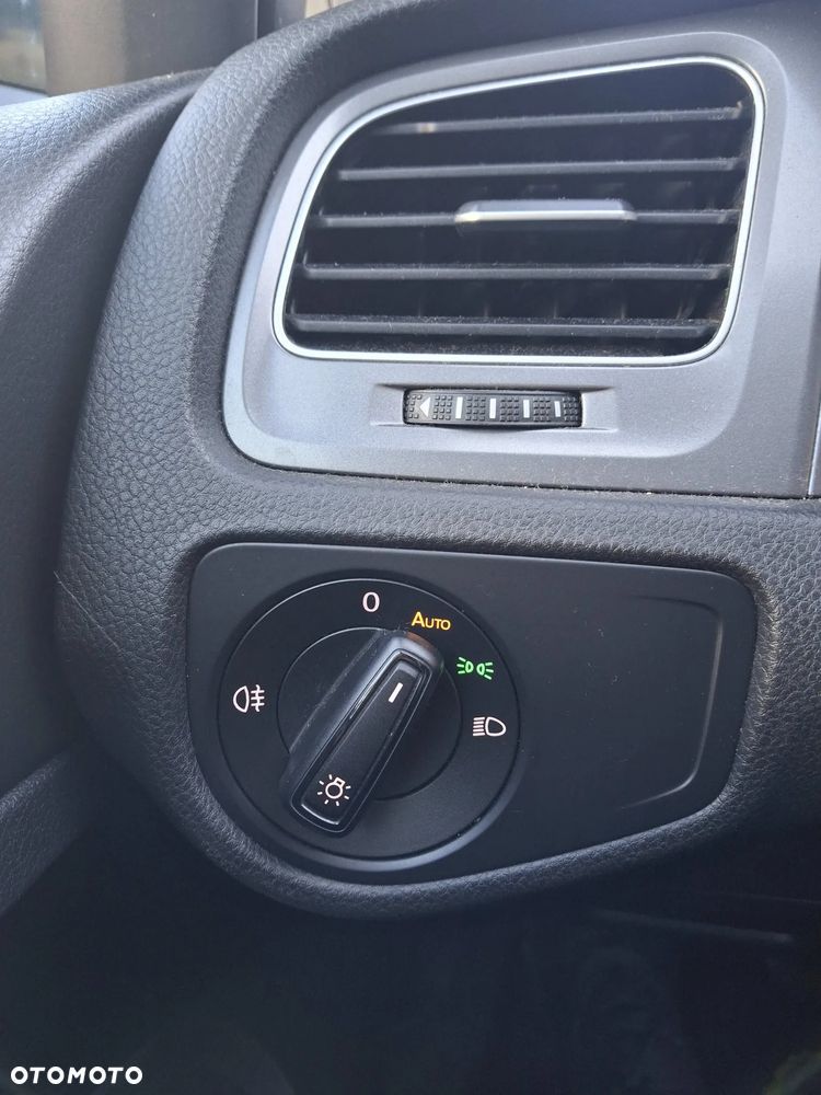 Volkswagen Golf - 4