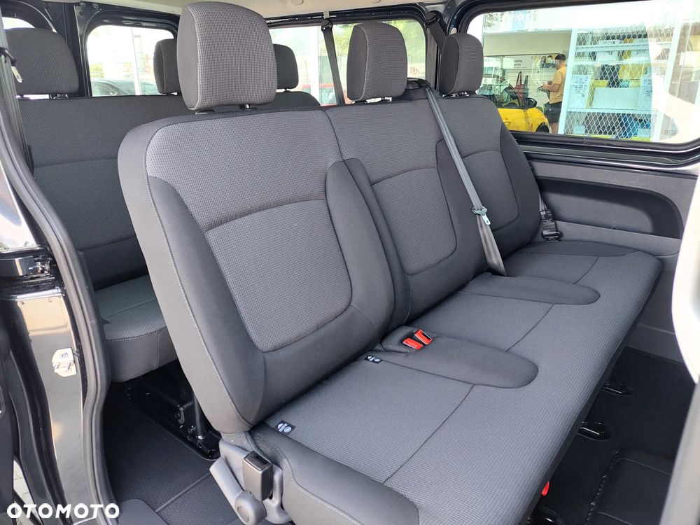 Renault Trafic Grand 2.0 dCi - 9