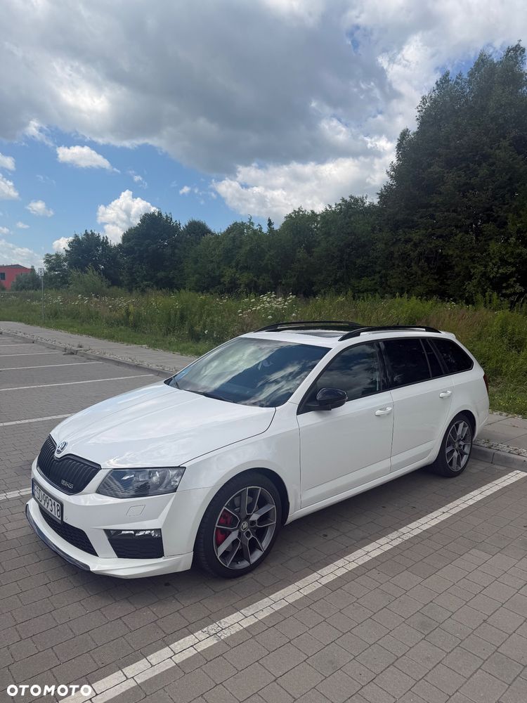 Skoda Octavia 2.0 TDI RS DSG - 2