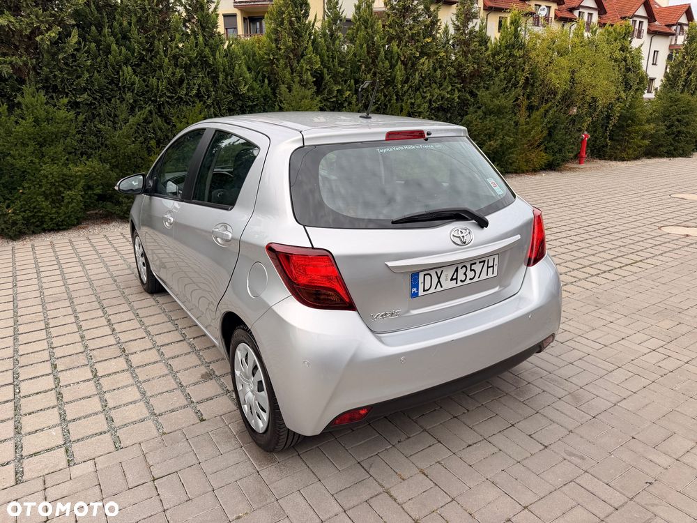 Toyota Yaris 1.33 VVT-i Club - 3