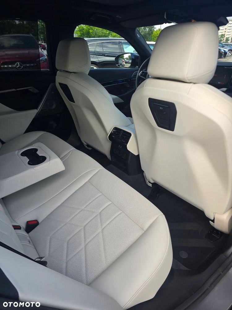 BMW i5 83.9kWh M60 xDrive - 15