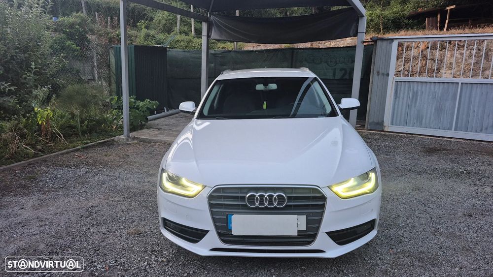 Audi A4 Avant 2.0 TDI DPF multitronic S line Sport Pack - 4