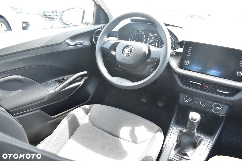 Skoda Fabia 1.0 Ambition - 22