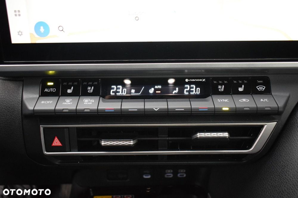 Toyota Camry - 16