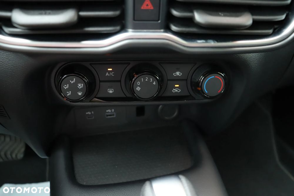 Nissan Juke 1.0 DIG-T Acenta DCT - 17