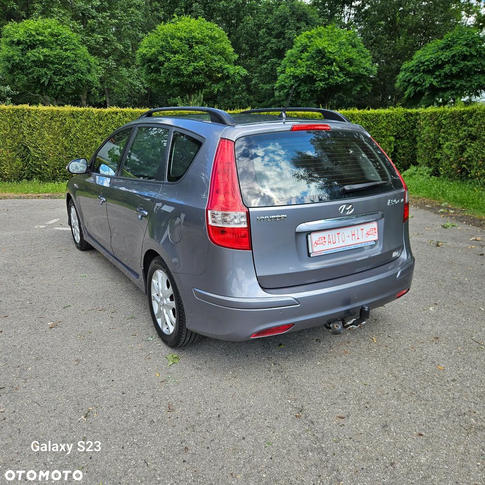 Hyundai i30 i30cw 1.4 blue Comfort - 13