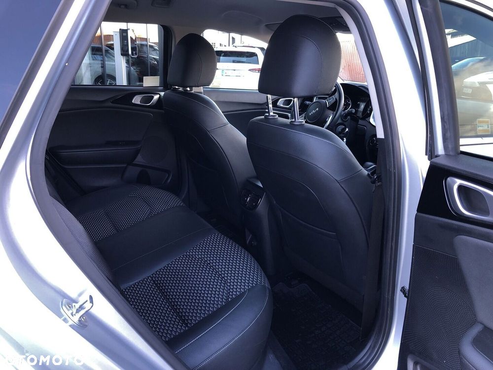 Kia Ceed 1.5 T-GDI L Business Line Plus DCT - 20