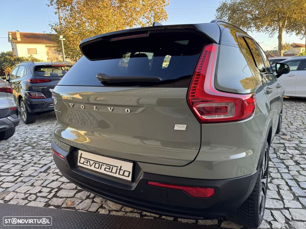 Volvo XC 40 Recharge Twin Plus - 32