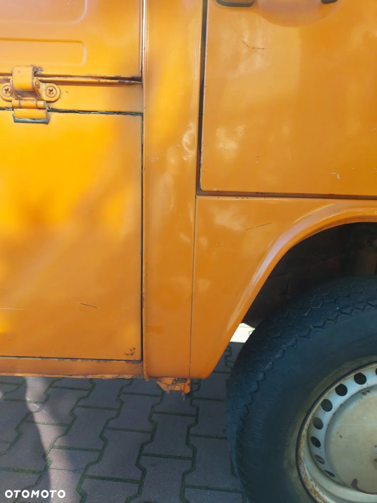 Volkswagen Transporter - 9