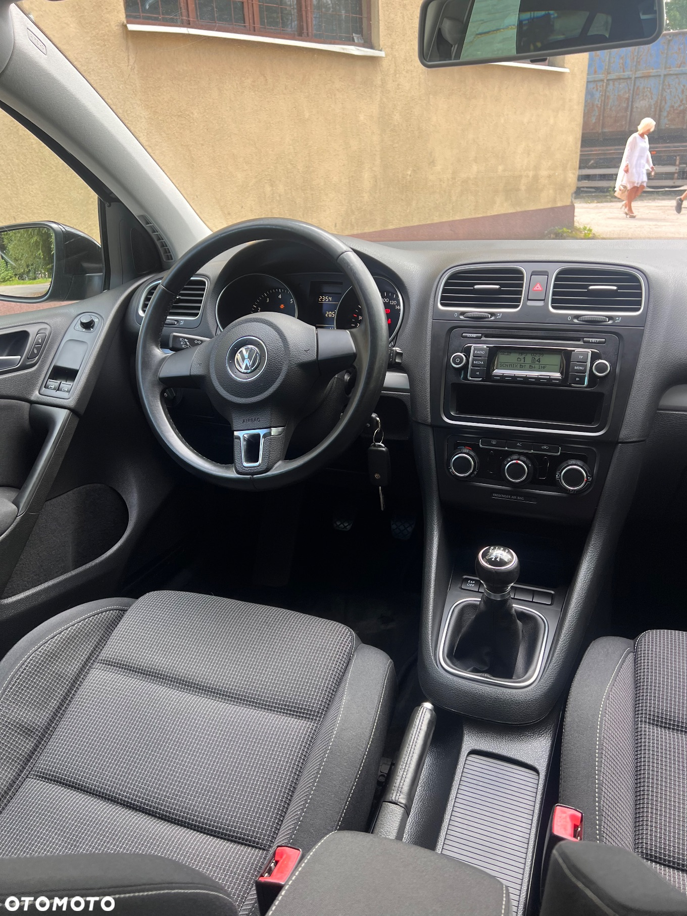 Volkswagen Golf - 10