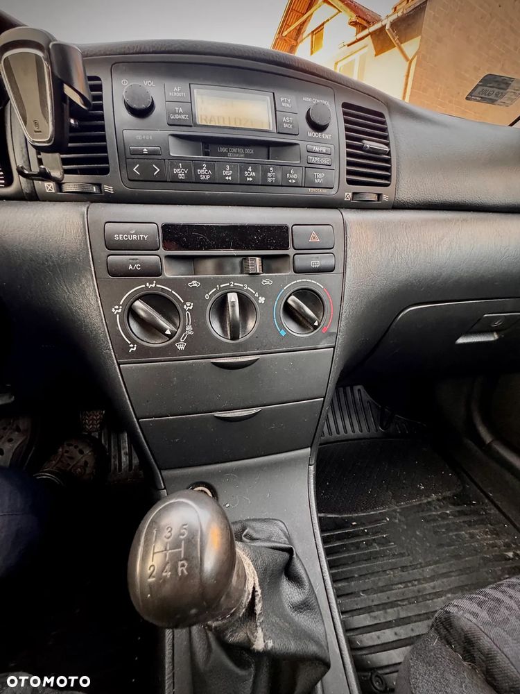 Toyota Corolla 1.6 VVT-i Edition - 6