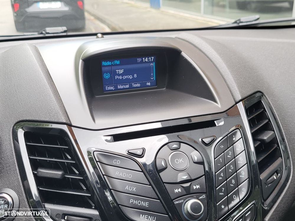 Ford Fiesta 1.0 EcoBoost Titanium - 13
