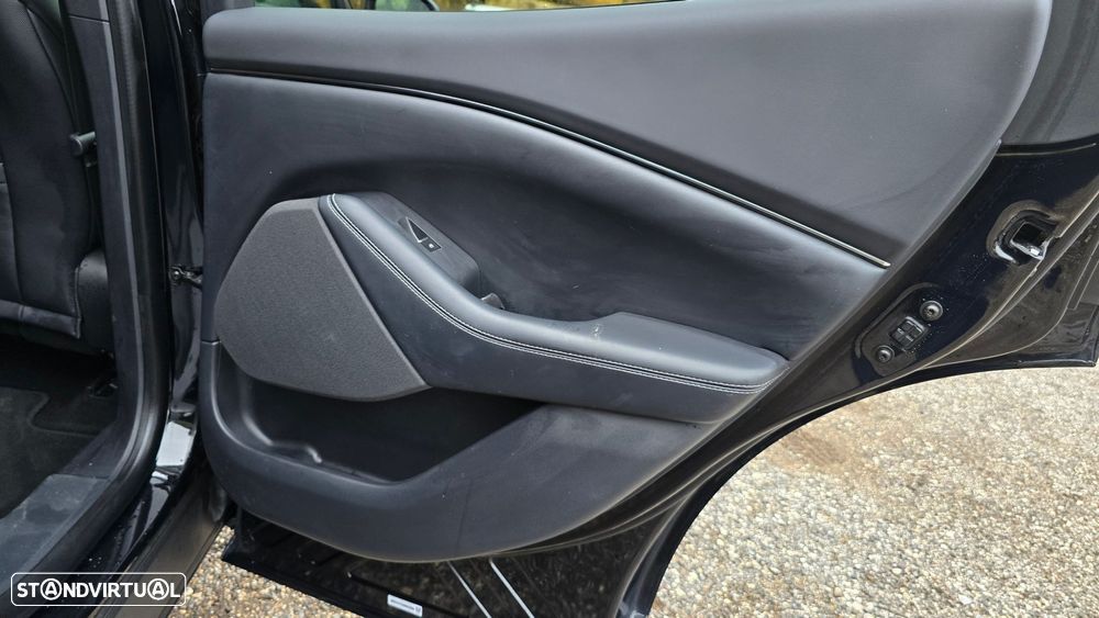 Ford Mustang Mach-E - 50