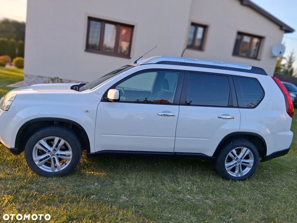 Nissan X-Trail 2.0 dCi SE - 2