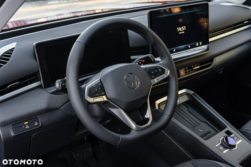 Volkswagen T-Roc - 9