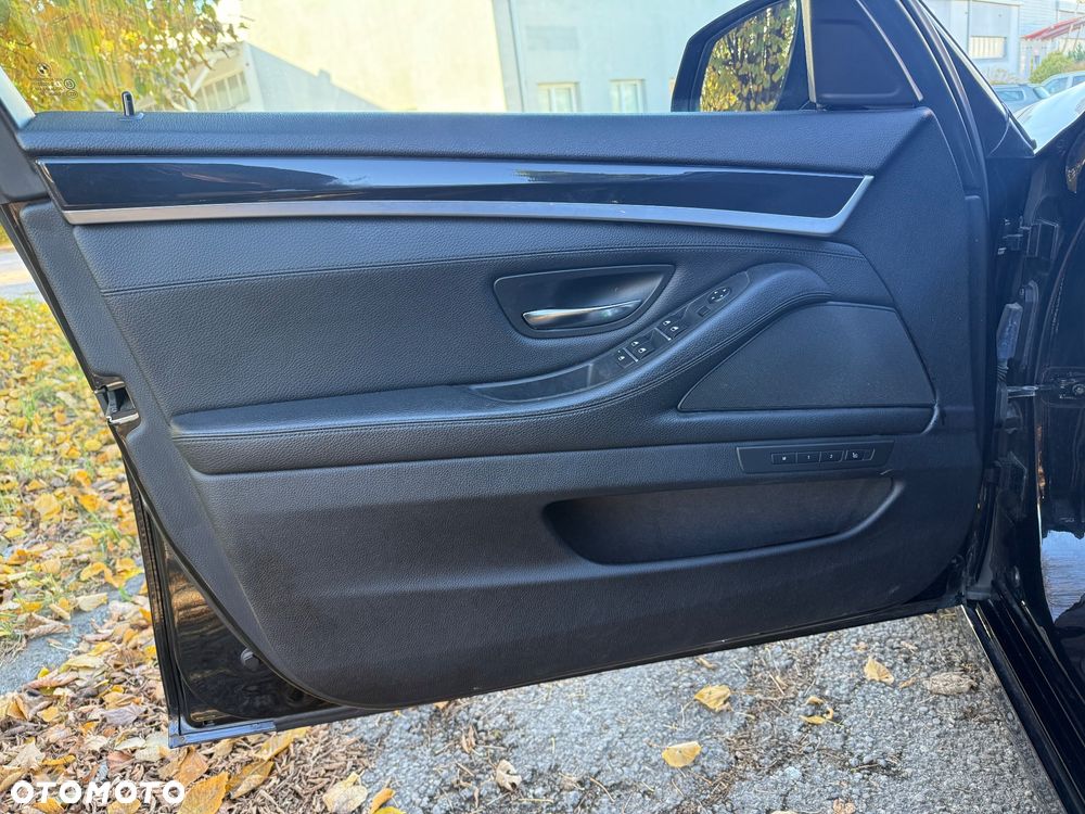 BMW Seria 5 - 10