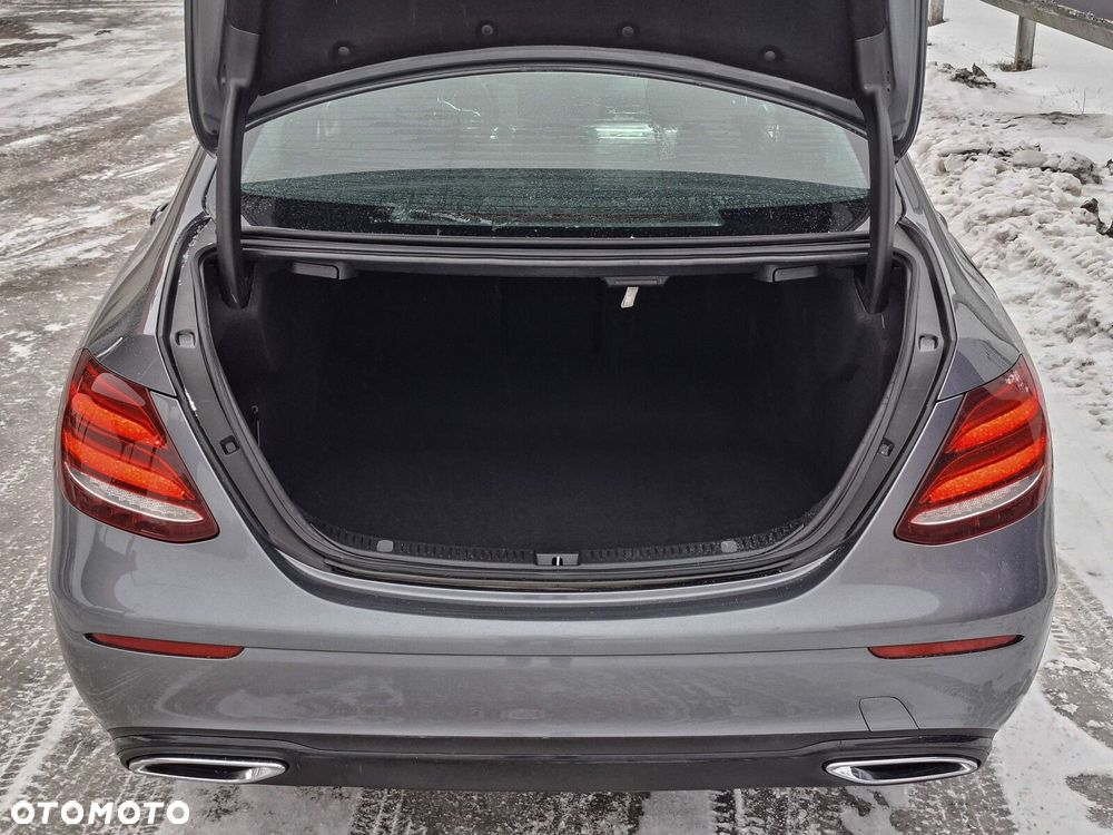 Mercedes-Benz Klasa E - 40