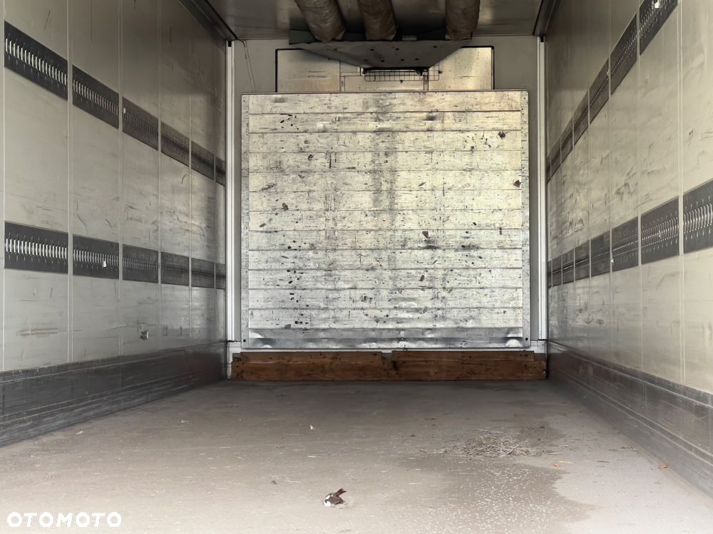 Schmitz Cargobull SKO24 - 23