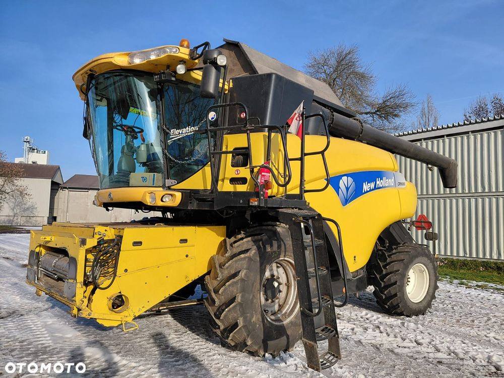 New Holland CR9080