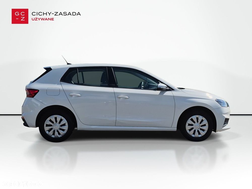 Skoda Fabia - 4