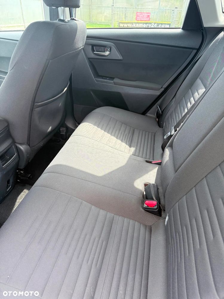 Toyota Auris 1.8 HSD Luna - 11