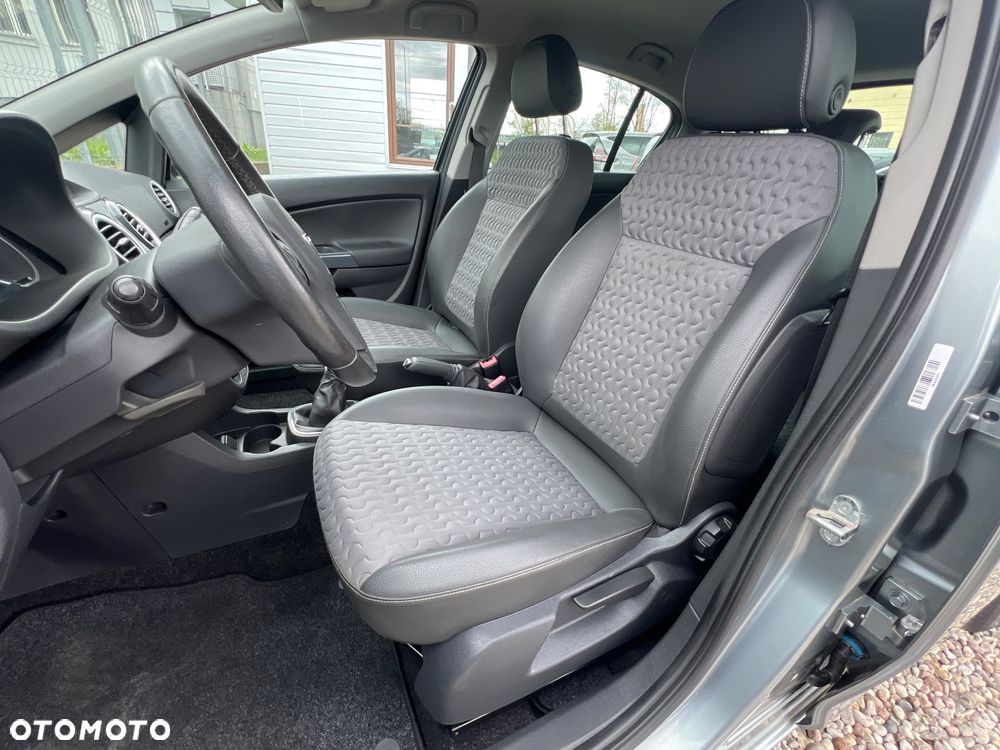 Opel Corsa 1.4 16V Innovation - 15