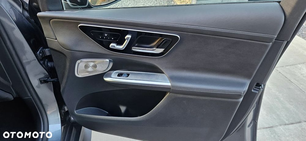 Mercedes-Benz GLC 400 e 4Matic 9G-TRONIC AMG Line Advanced - 22