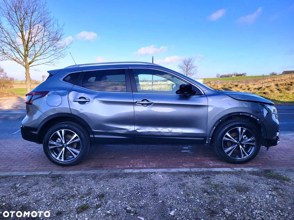 Nissan Qashqai 1.7 dCi N-Connecta - 4