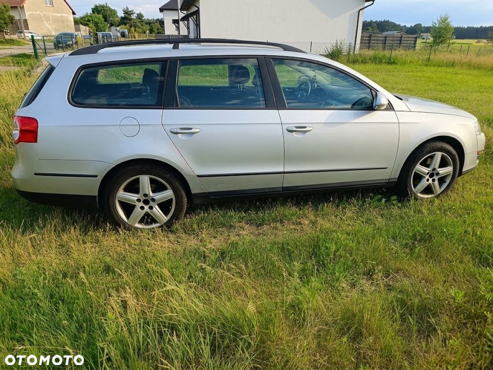 Volkswagen Passat 2006 photo 2