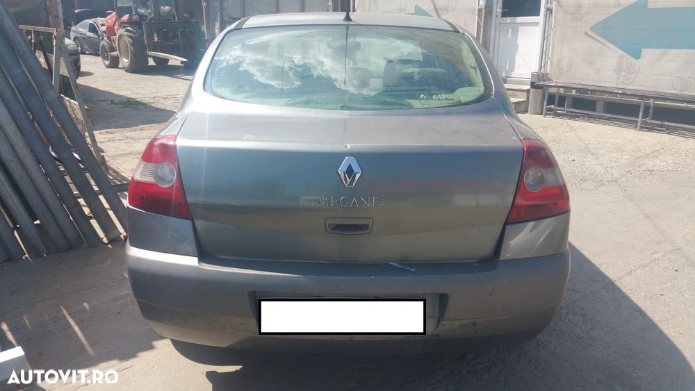 Dezmembrari  Renault MEGANE 2  2002  > 2012 2.0 16V (BM0U, CM0U) Benz - 4
