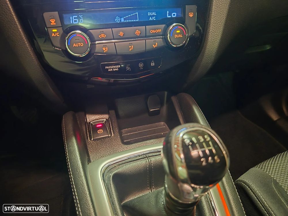 Nissan Qashqai 1.5 dCi 360 - 24