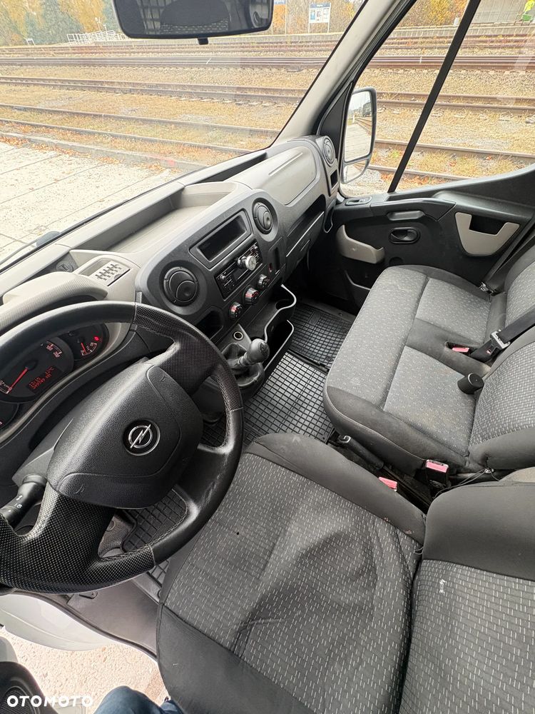 Opel Movano - 8