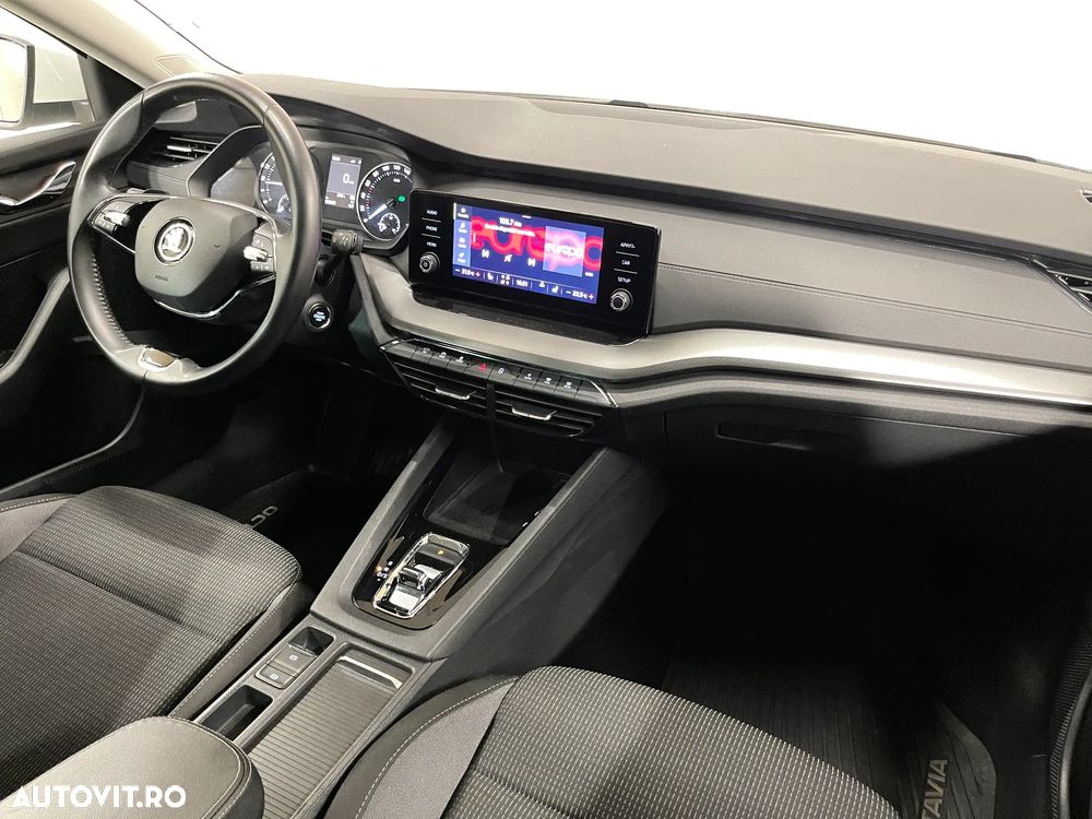 Skoda Octavia 2.0 TDI DSG Ambition - 9