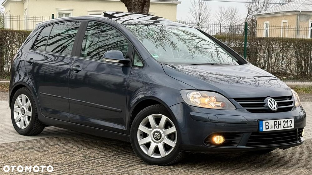 Volkswagen Golf Plus 2.0 TDI Tour Edition - 24