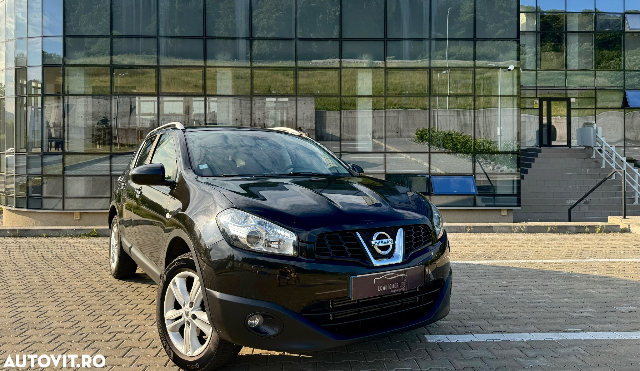 Nissan Qashqai - 25