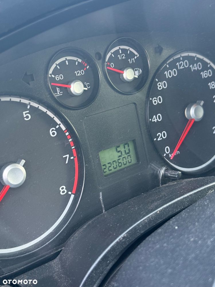 Ford Focus 1.4 Ambiente - 13