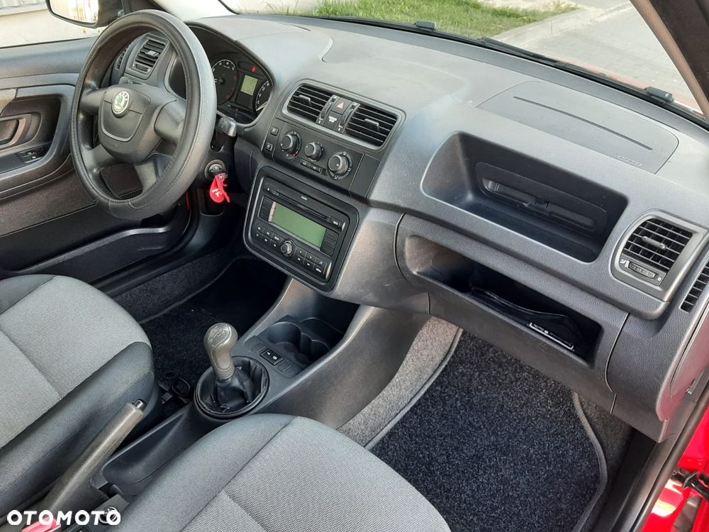 Skoda Fabia - 8