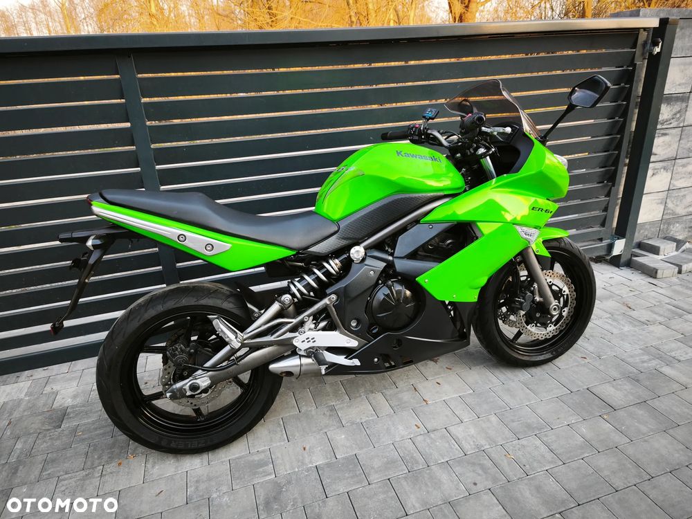 Kawasaki ER - 18