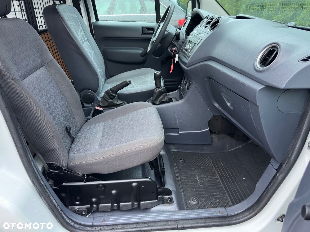 Ford Transit Connect - 14