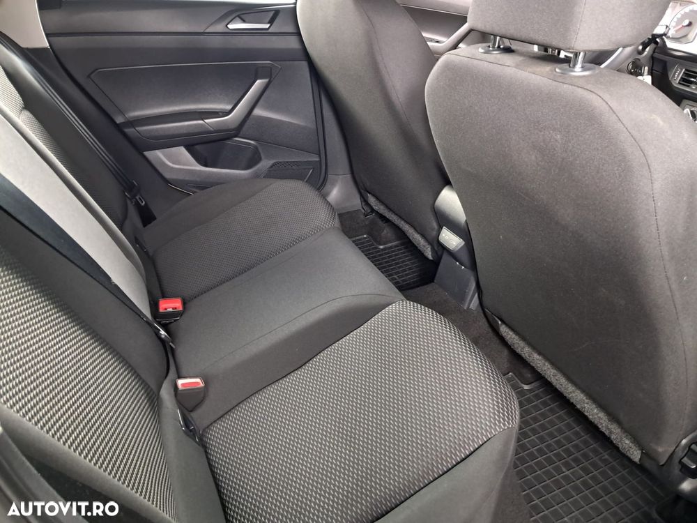 Volkswagen Polo - 13