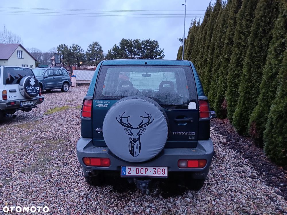 Nissan Terrano - 8
