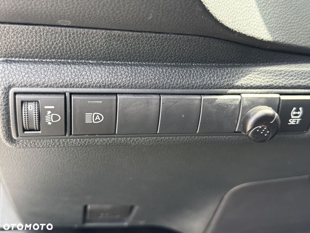 Toyota Corolla - 21