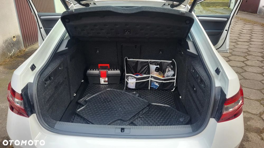 Skoda Superb 1.8 TSI Active DSG - 18