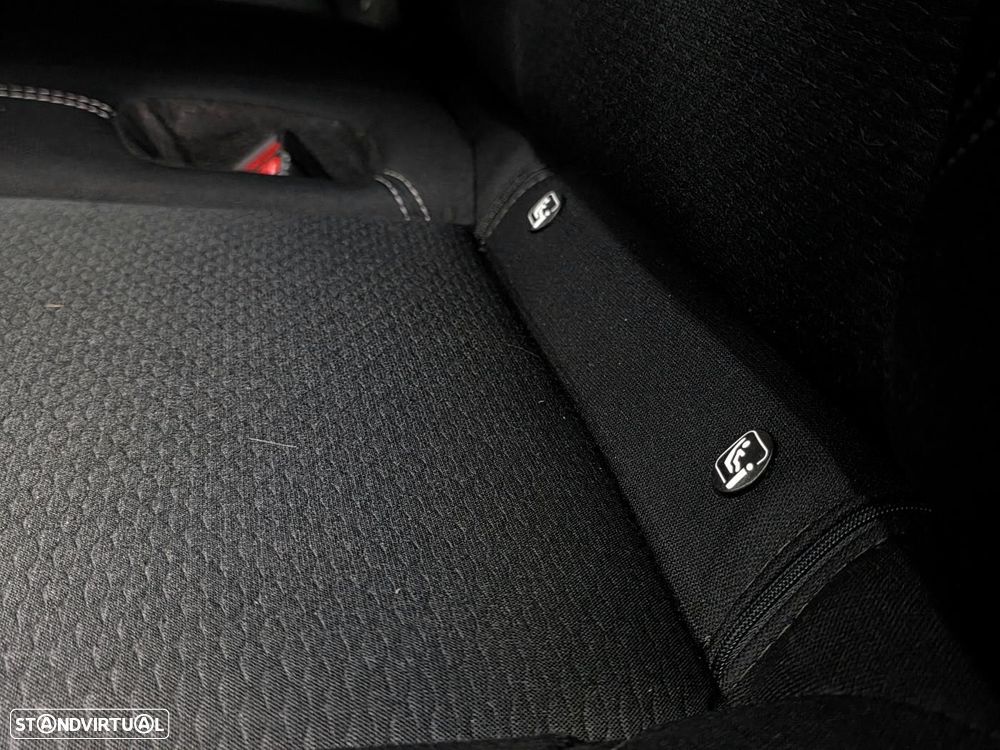 Nissan Navara 2.3 DCI 4WD N-CONNECTA NACIONAL 5 LUGARES - 44