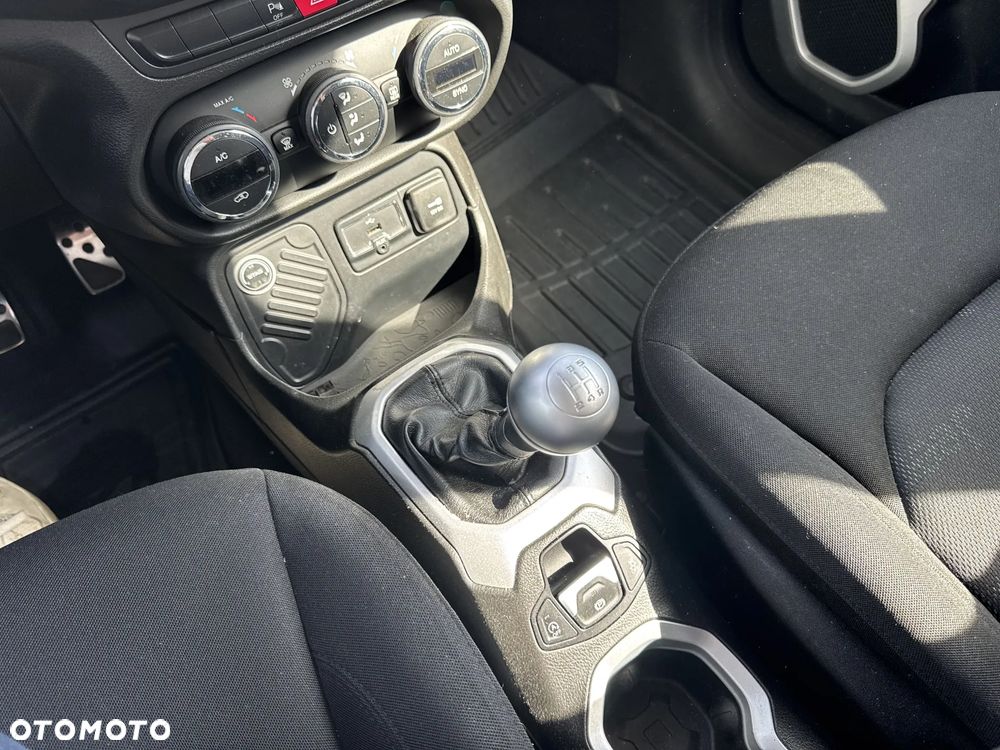 Jeep Renegade 1.6 E-TorQ Longitude FWD - 15