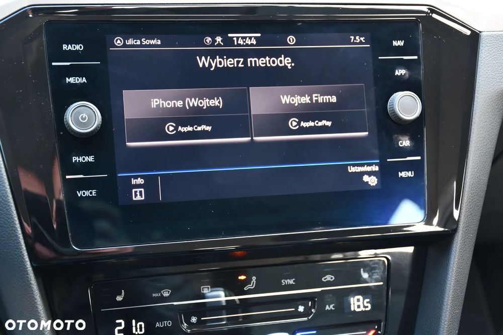 Volkswagen Passat 2.0 TDI SCR DSG Business - 18