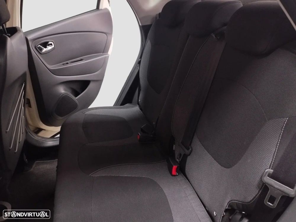 Renault Captur - 8