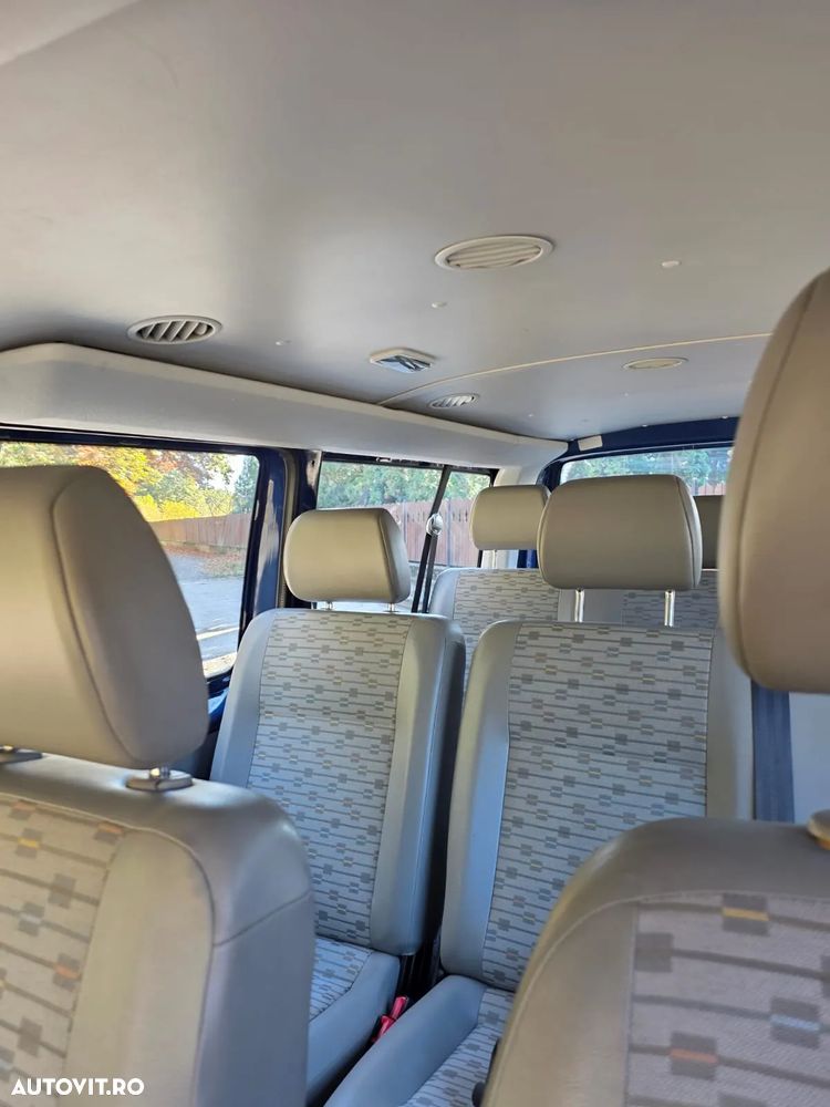 Volkswagen Transporter - 12